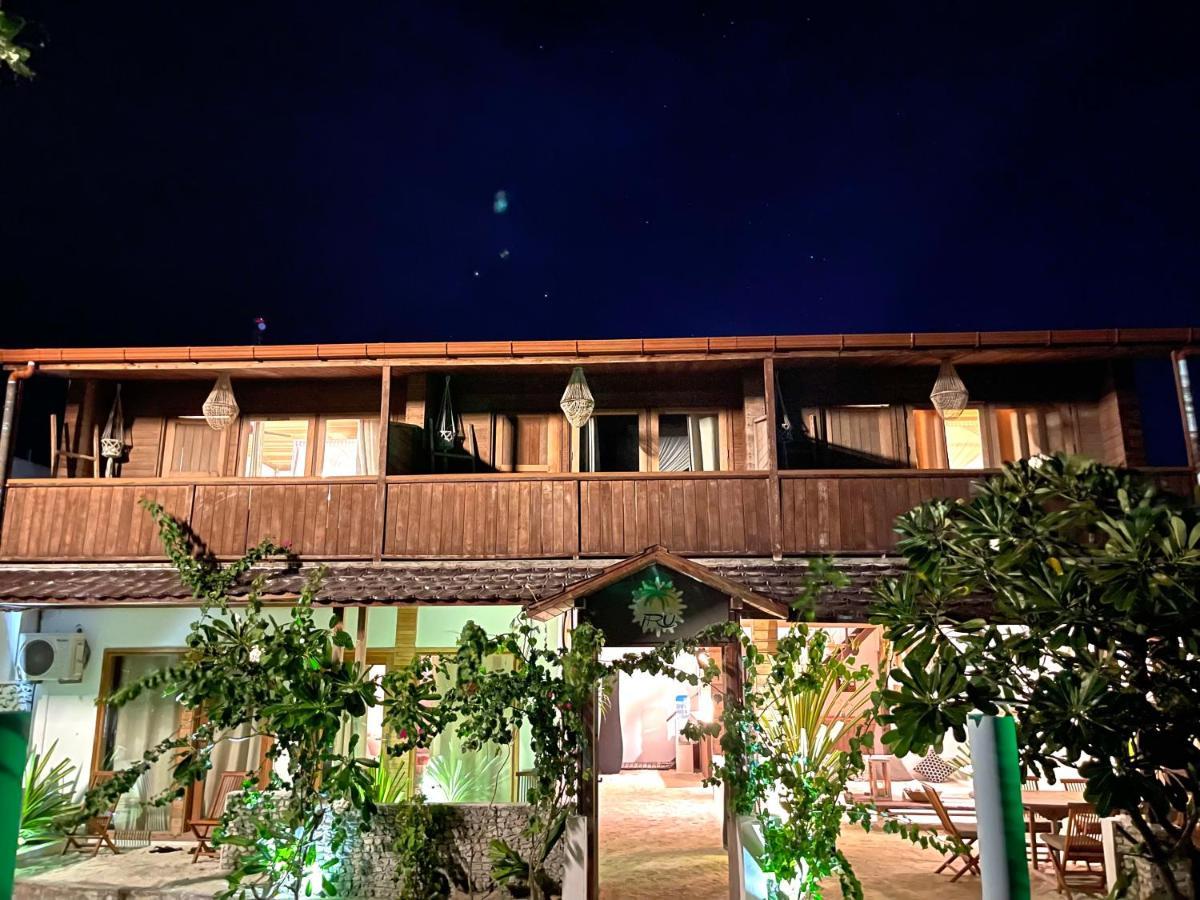 Hotel Iru Maldives Thulusdhoo Exterior foto