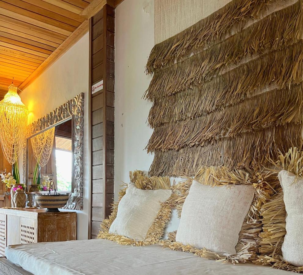 Hotel Iru Maldives Thulusdhoo Exterior foto