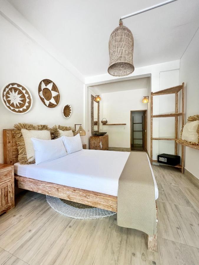 Hotel Iru Maldives Thulusdhoo Exterior foto