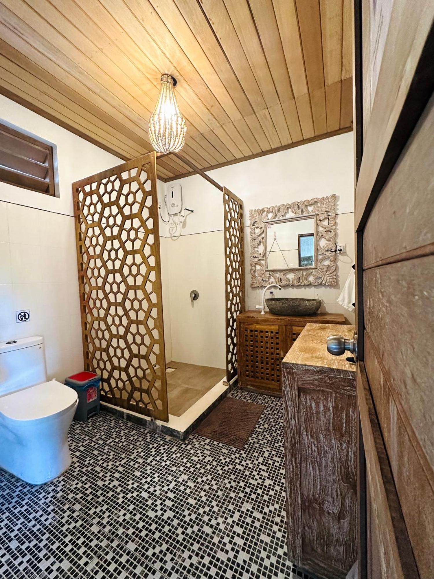 Hotel Iru Maldives Thulusdhoo Exterior foto